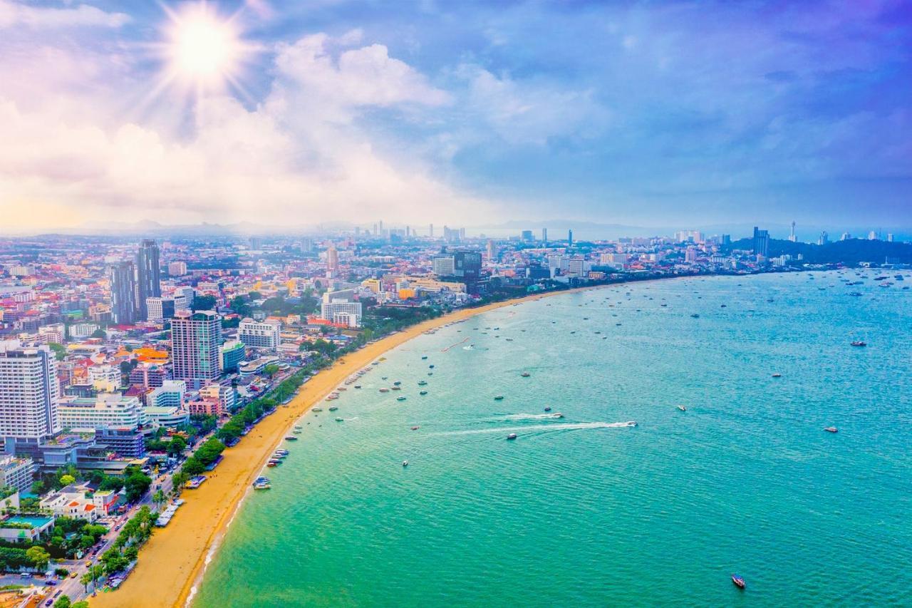 Oyo 1066 Encore Sea Side Pattaya Exterior foto